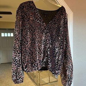 White House Black Market, Velvet Top, Large